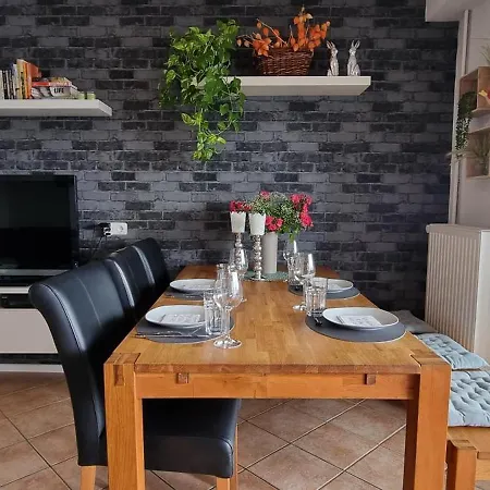 Apartment Ferienwohnung Fuchs Kadenbach